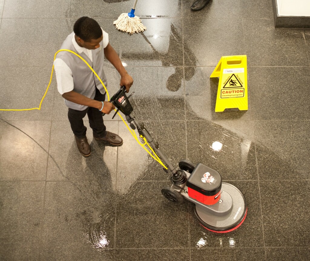 The Quickest Methods for Cleaning an Office Building